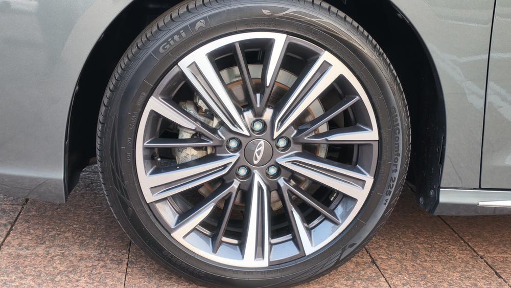 Chery Arrizo 8