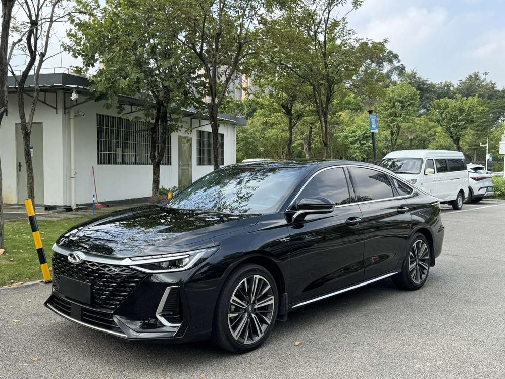 Chery Arrizo 8