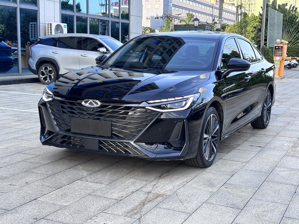 Chery Arrizo 8