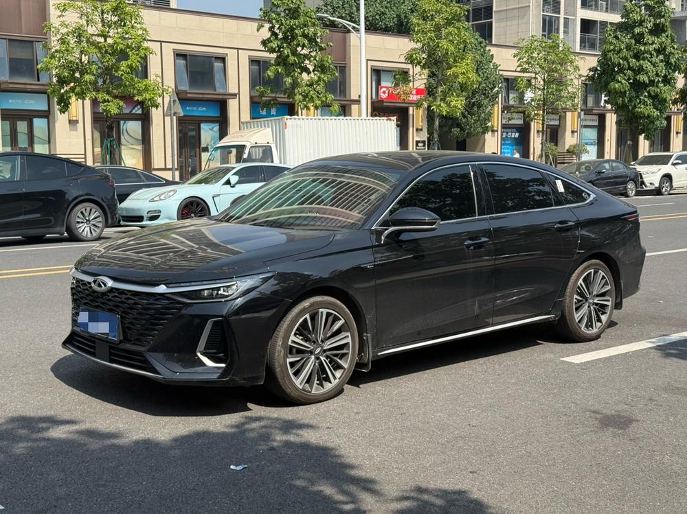 Chery Arrizo 8