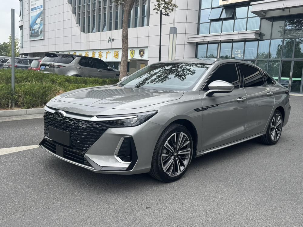 Chery Arrizo 8
