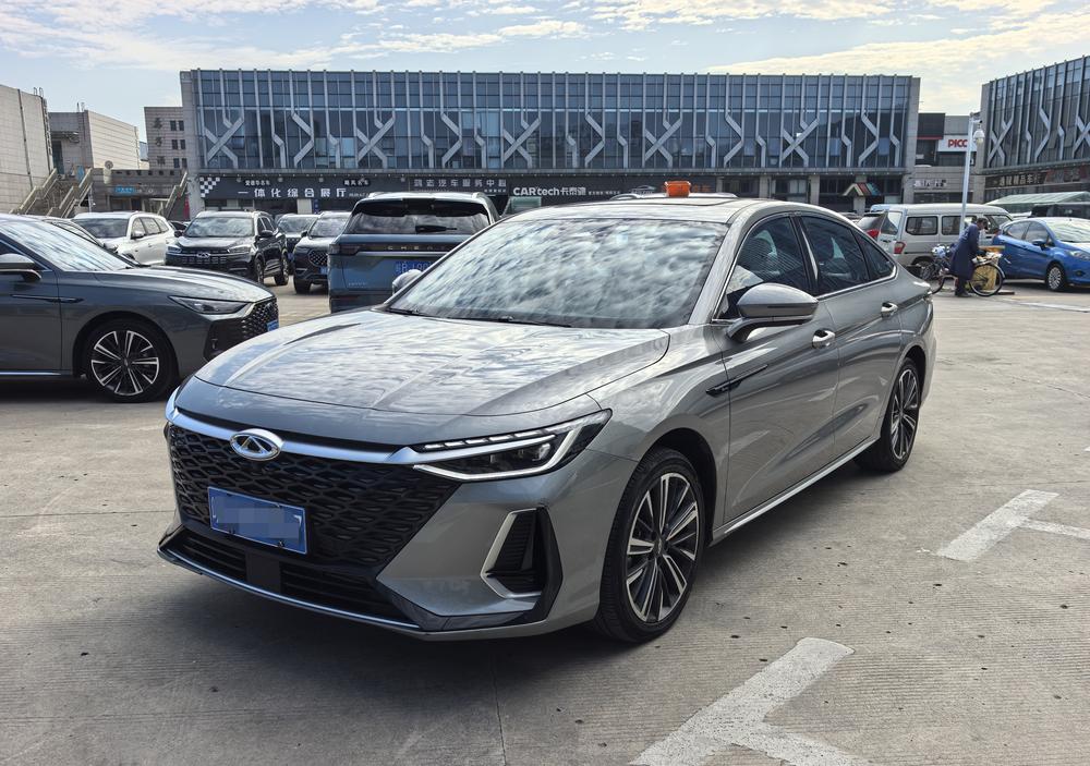 Chery Arrizo 8