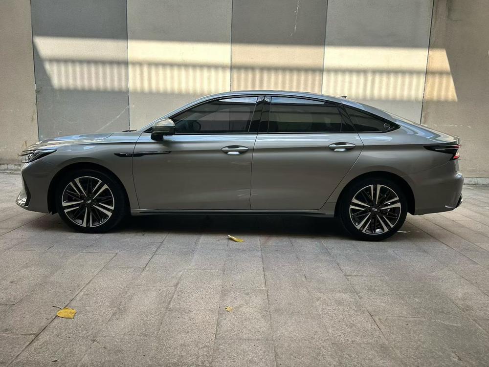 Chery Arrizo 8