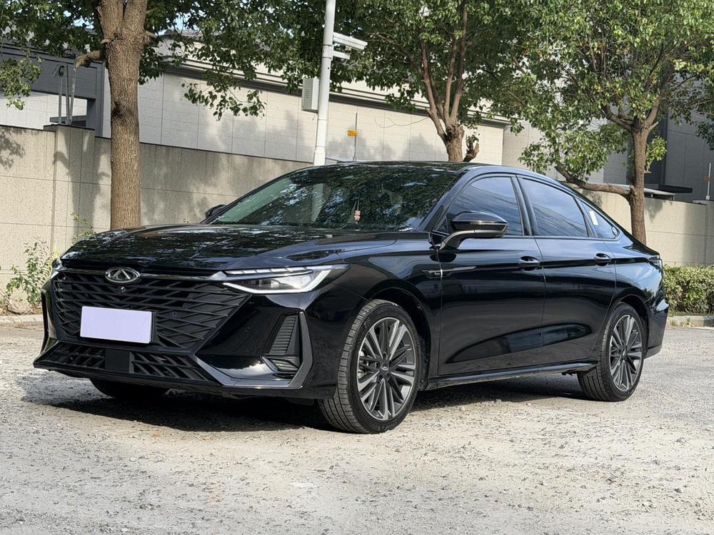 Chery Arrizo 8