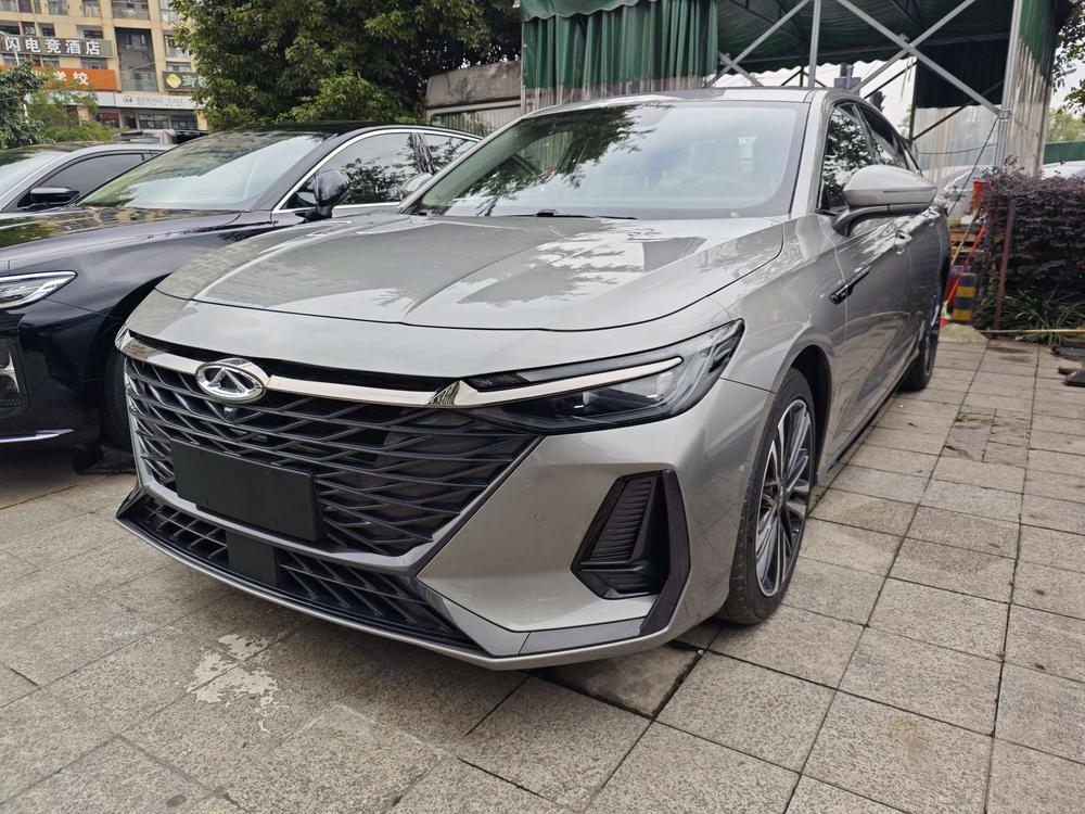 Chery Arrizo 8