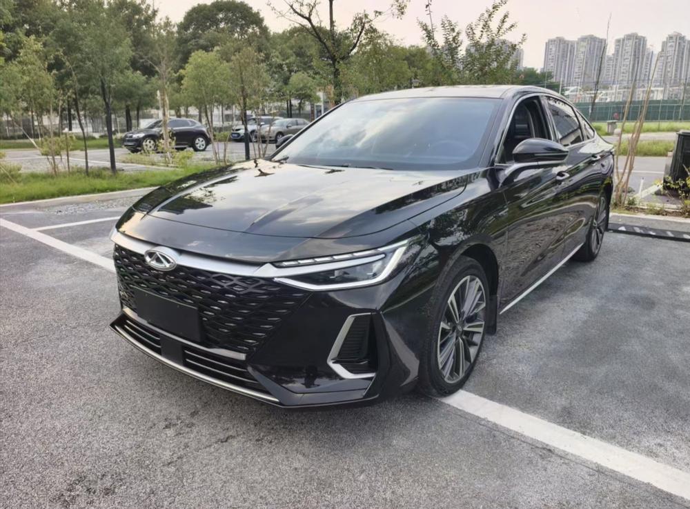 Chery Arrizo 8