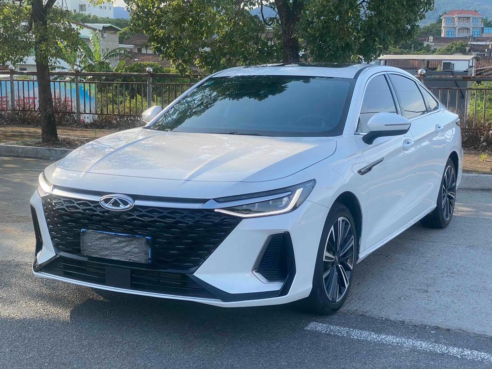 Chery Arrizo 8