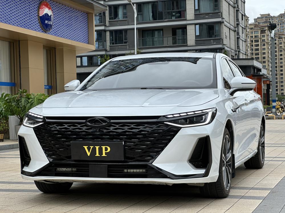 Chery Arrizo 8