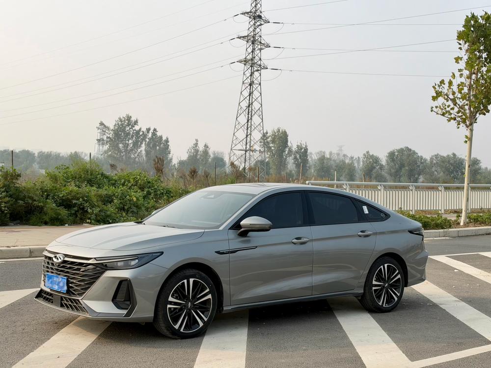 Chery Arrizo 8