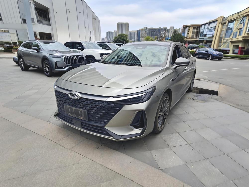Chery Arrizo 8