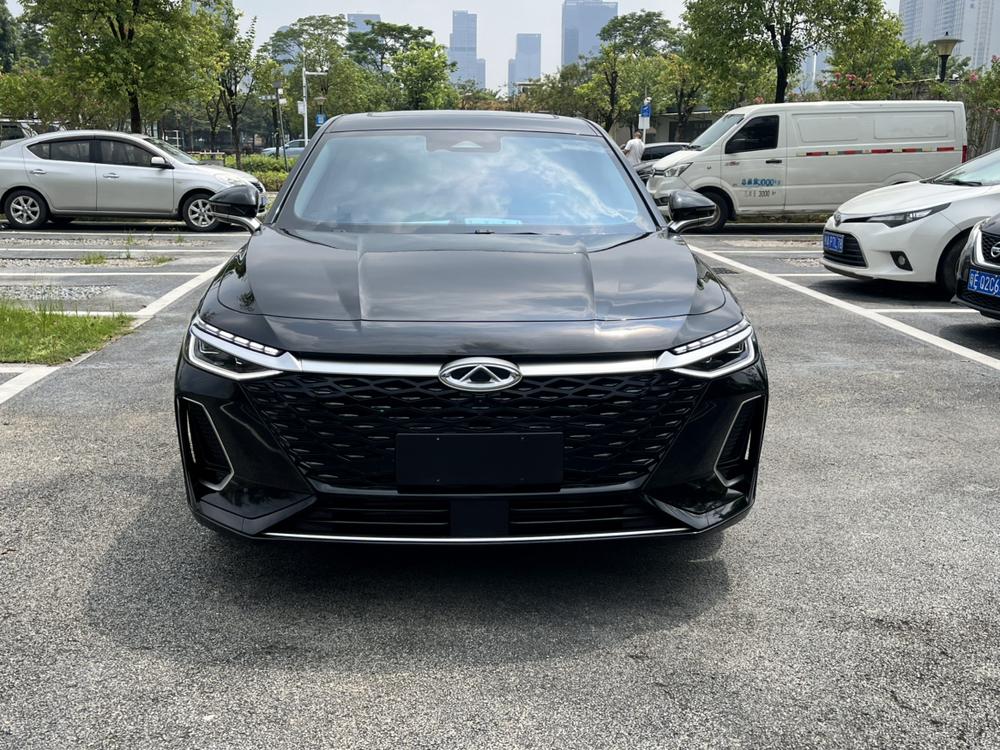 Chery Arrizo 8