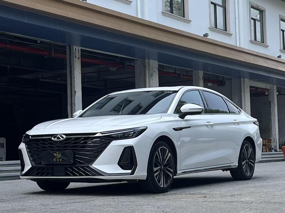 Chery Arrizo 8