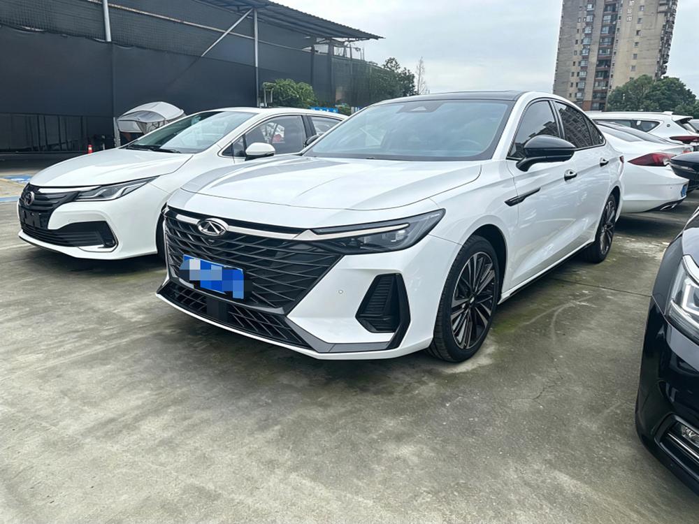 Chery Arrizo 8
