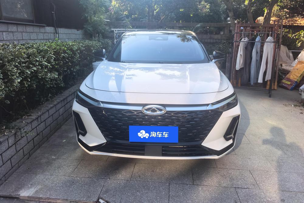 Chery Arrizo 8
