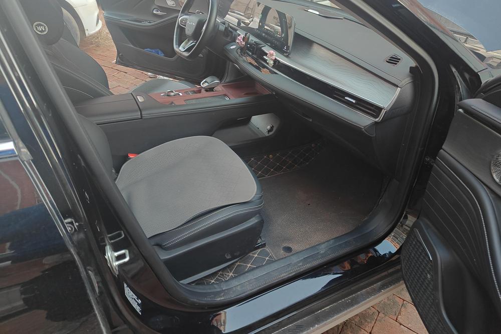 Chery Arrizo 8