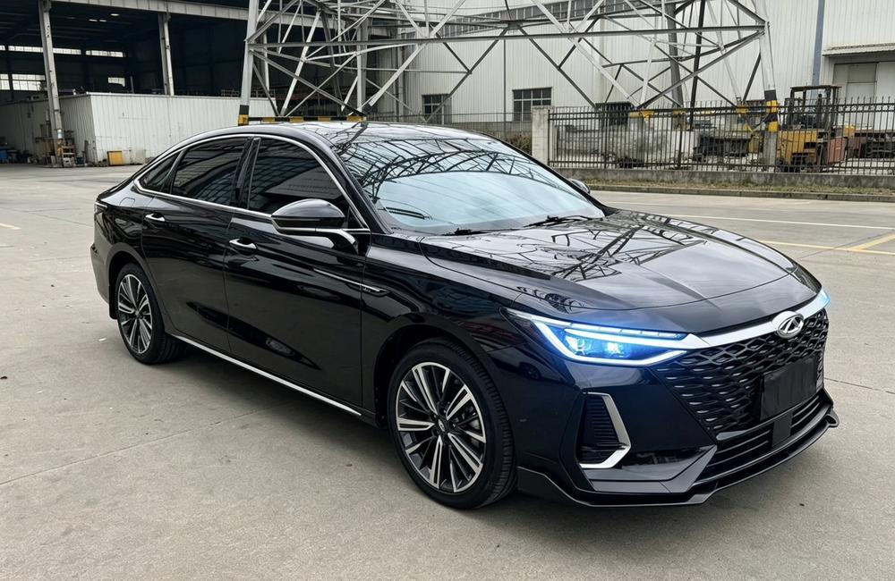 Chery Arrizo 8