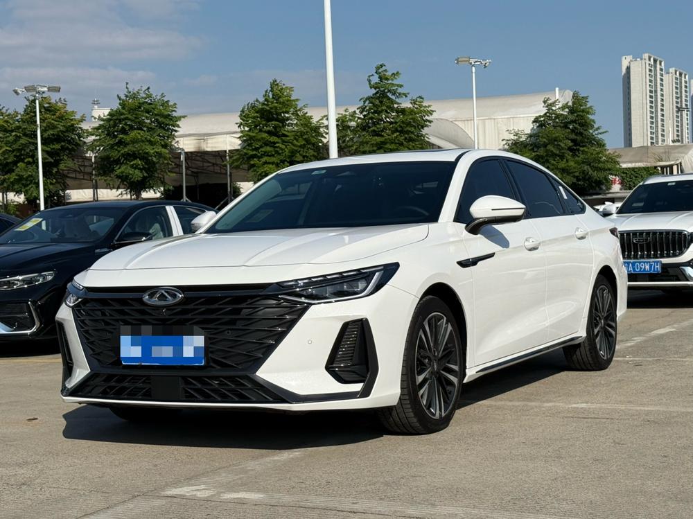 Chery Arrizo 8