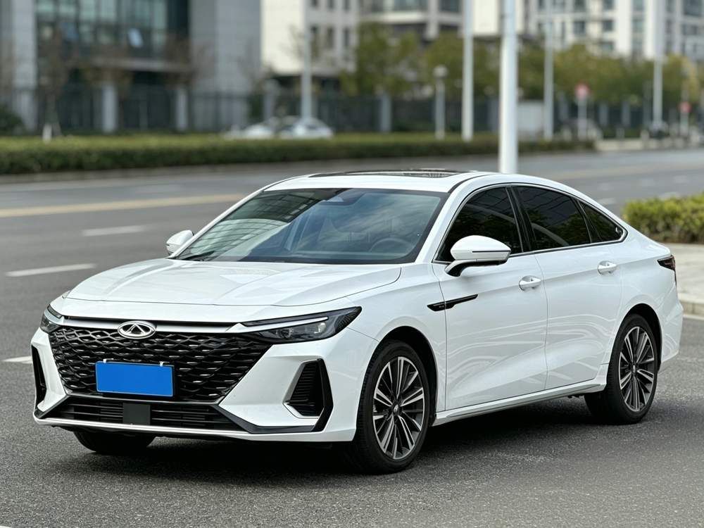 Chery Arrizo 8