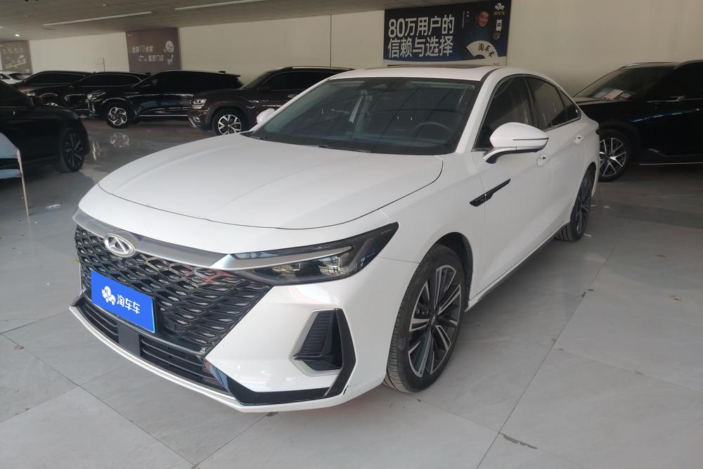 Chery Arrizo 8