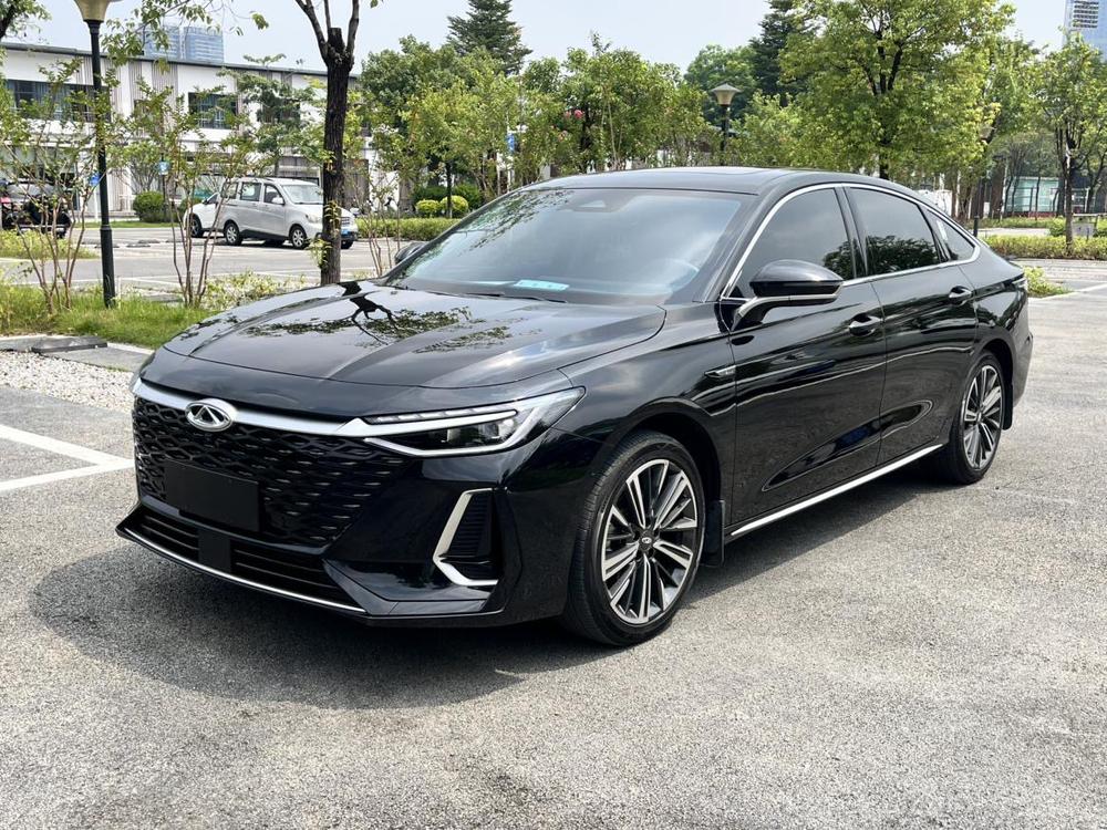 Chery Arrizo 8
