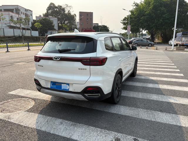 Chery Tiggo 8