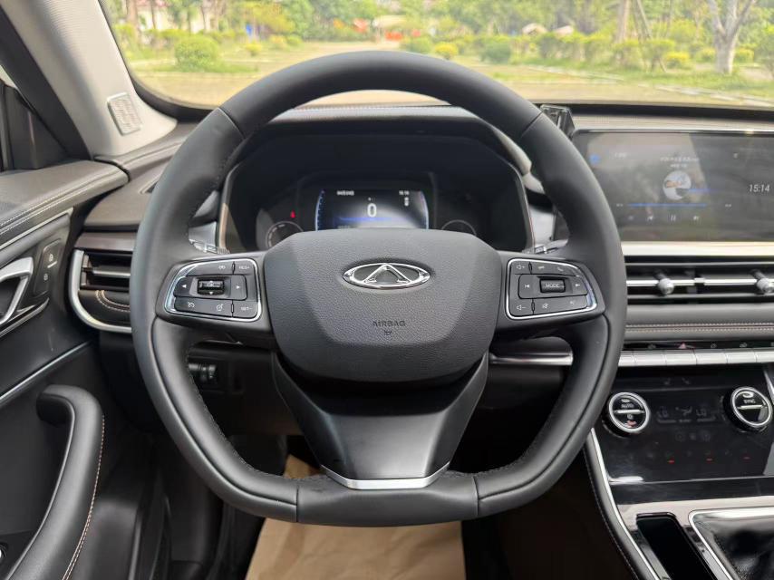 Chery Tiggo 8