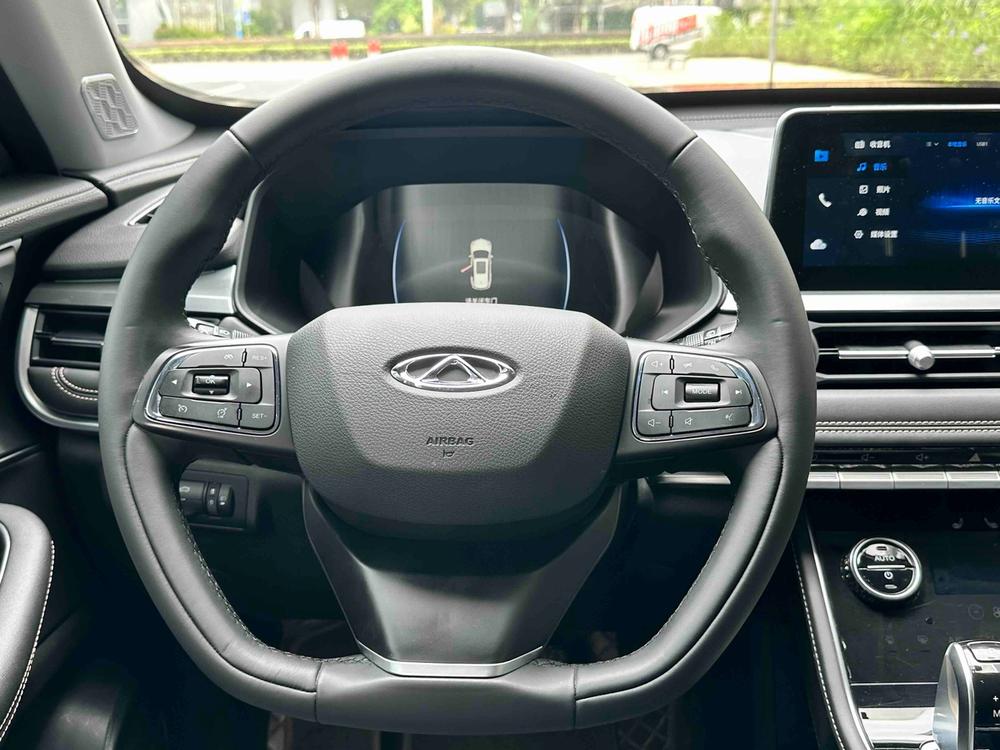 Chery Tiggo 8