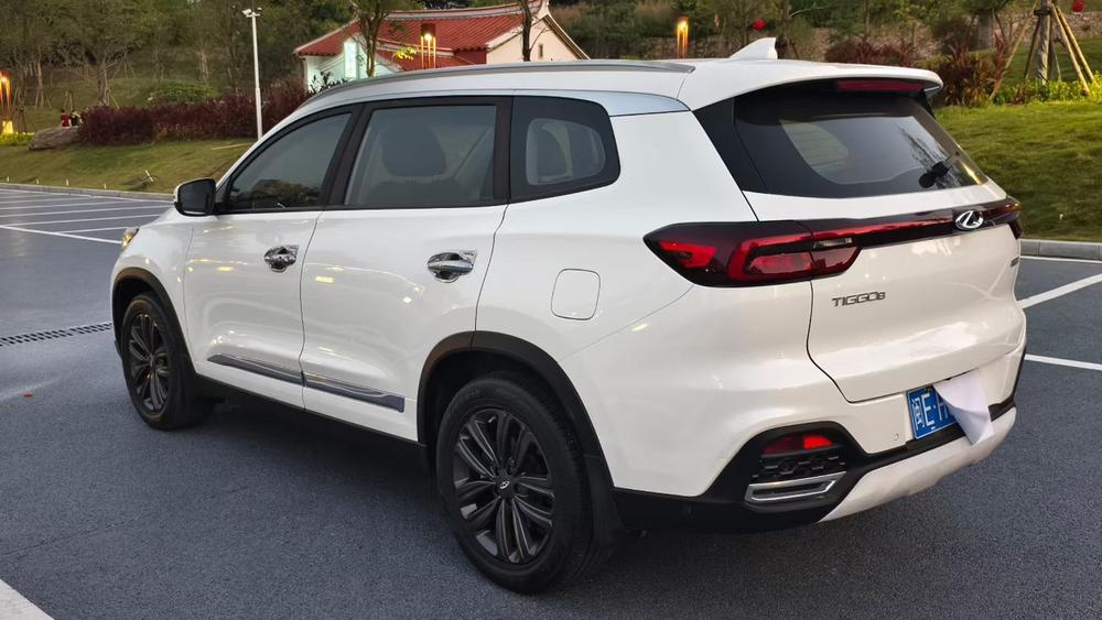 Chery Tiggo 8