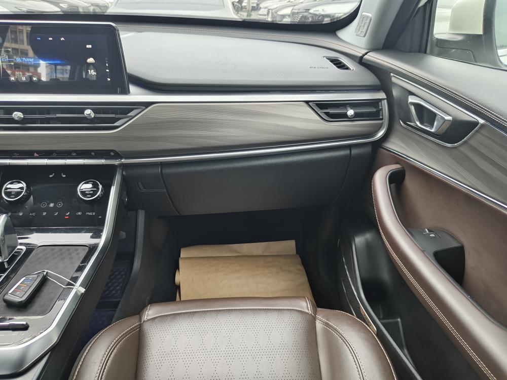 Chery Tiggo 8