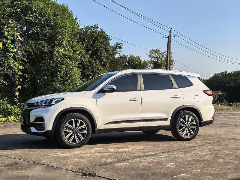 Chery Tiggo 8