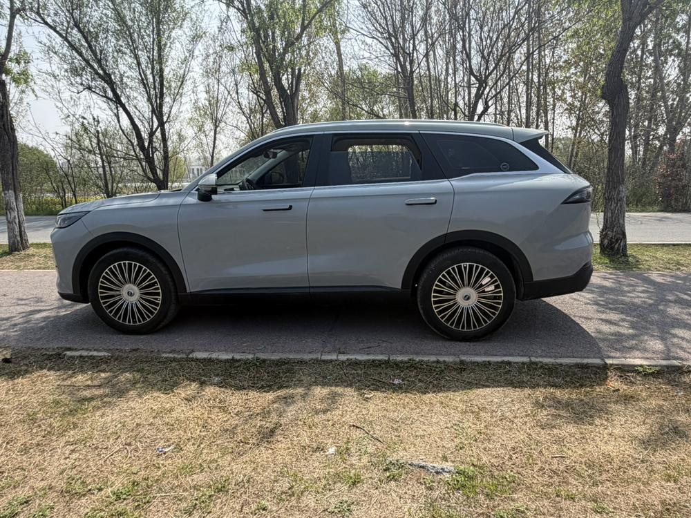 Chery Tiggo 8L