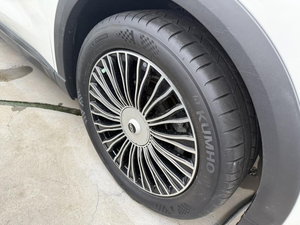 Chery Tiggo 8L