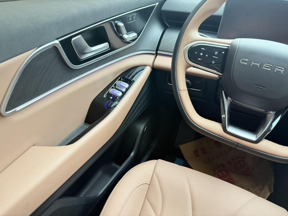 Chery Tiggo 8L