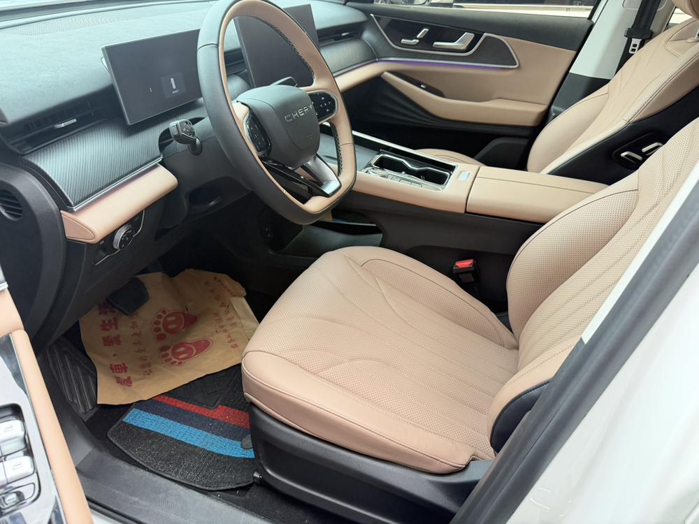 Chery Tiggo 8L