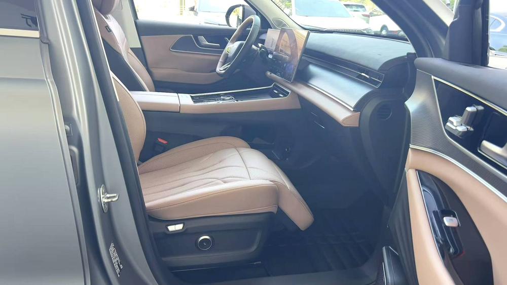 Chery Tiggo 8L