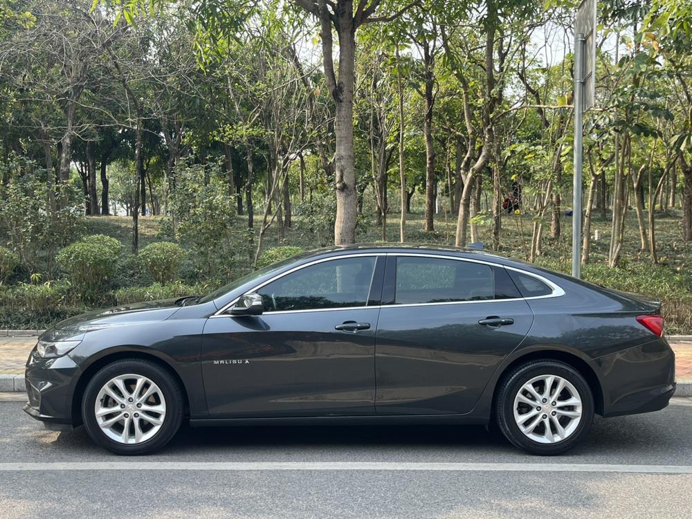 Chevrolet Malibu XL