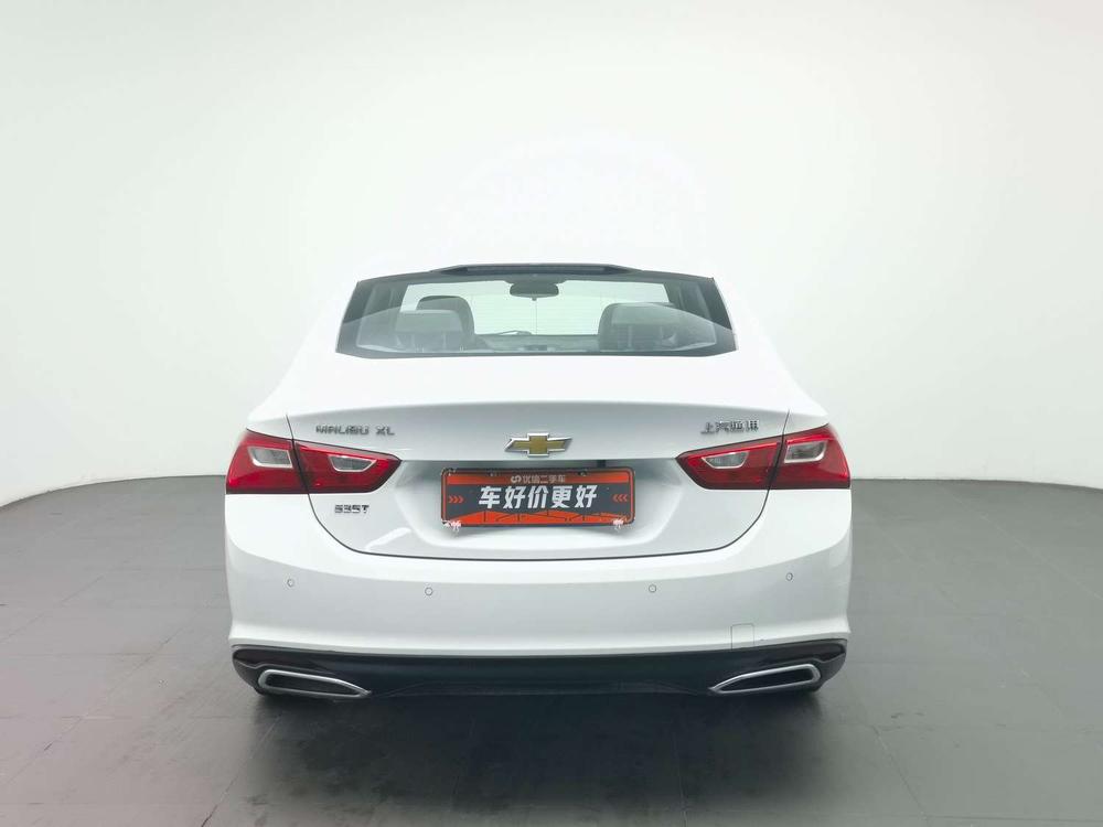 Chevrolet Malibu XL