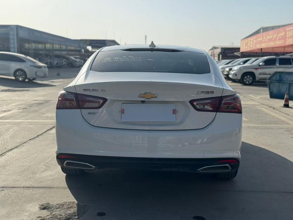 Chevrolet Malibu XL