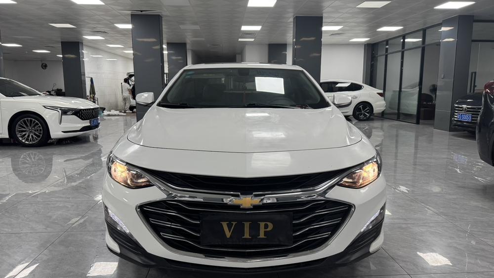 Chevrolet Malibu XL