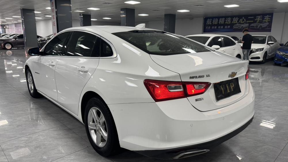 Chevrolet Malibu XL