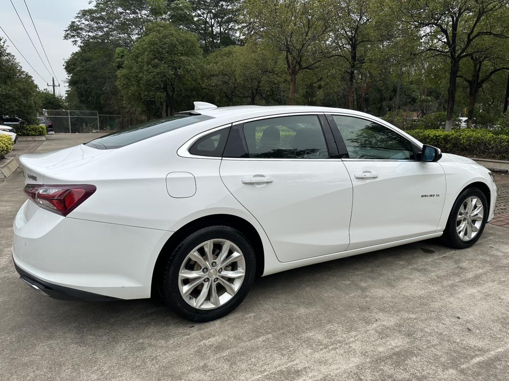 Chevrolet Malibu XL