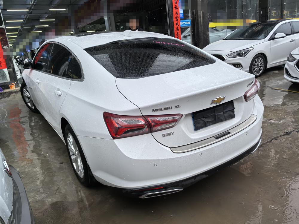 Chevrolet Malibu XL