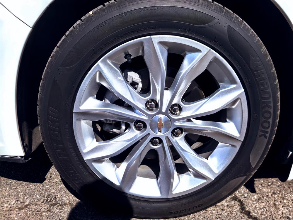 Chevrolet Malibu XL