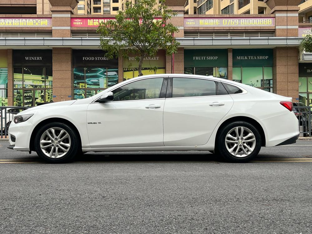 Chevrolet Malibu XL