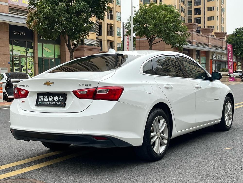 Chevrolet Malibu XL