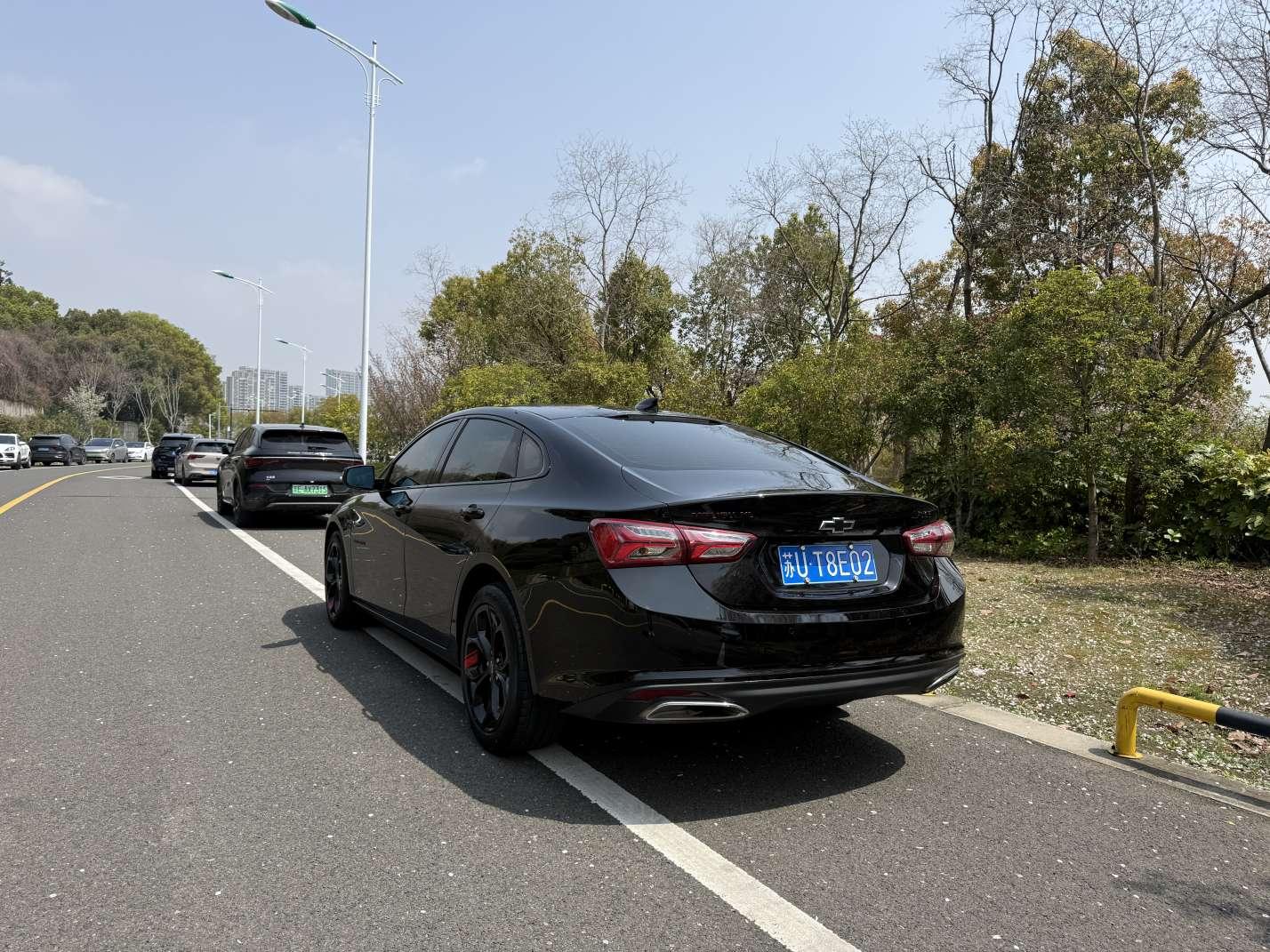 Chevrolet Malibu XL