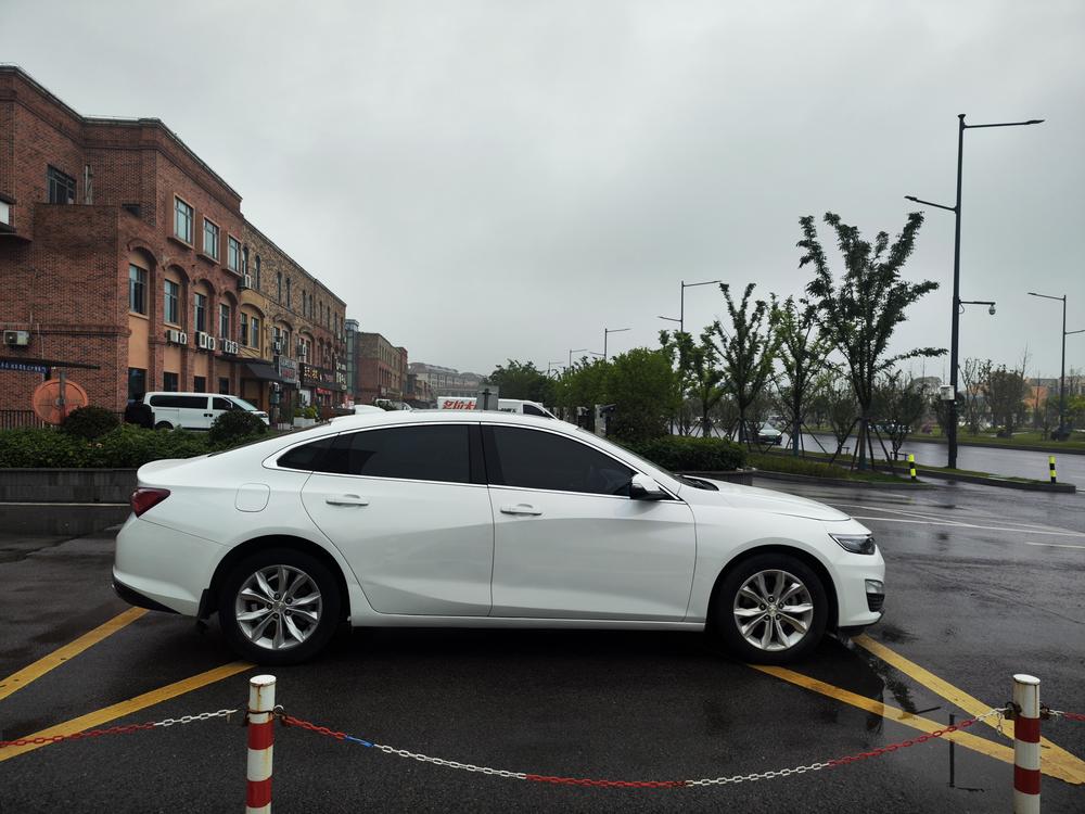 Chevrolet Malibu XL