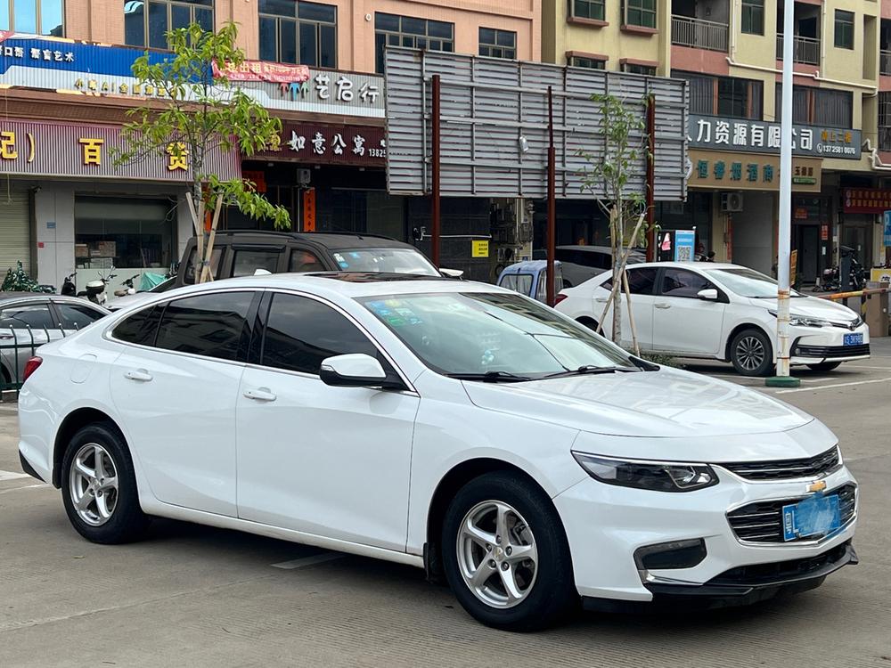 Chevrolet Malibu XL