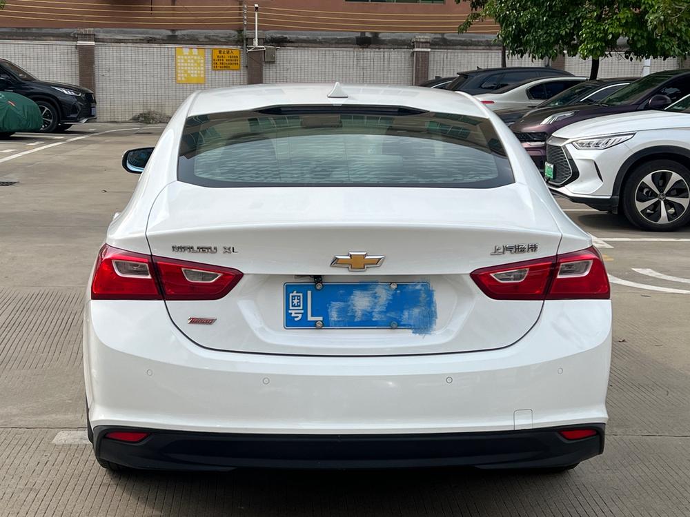 Chevrolet Malibu XL