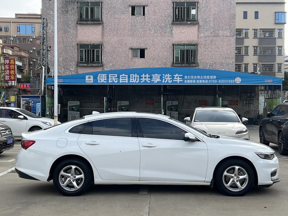 Chevrolet Malibu XL